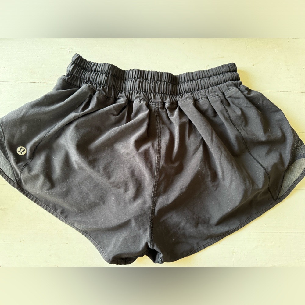 Lululemon hotty hot shorts.